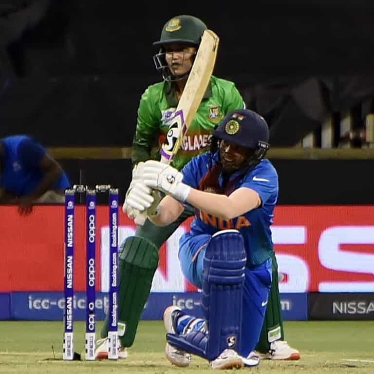 दीप्ति शर्मा Deepti Sharma