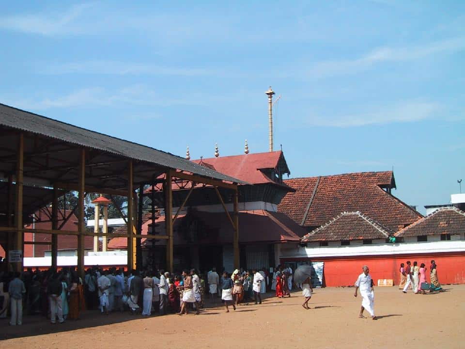 गुरुवायुर मन्दिर Guruvayur Temple (Guruvayur)