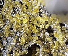 Challacolloite