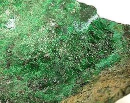 Hellyerite